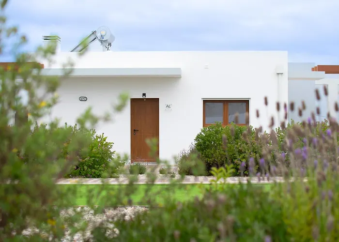 Nyaraló Marar Local